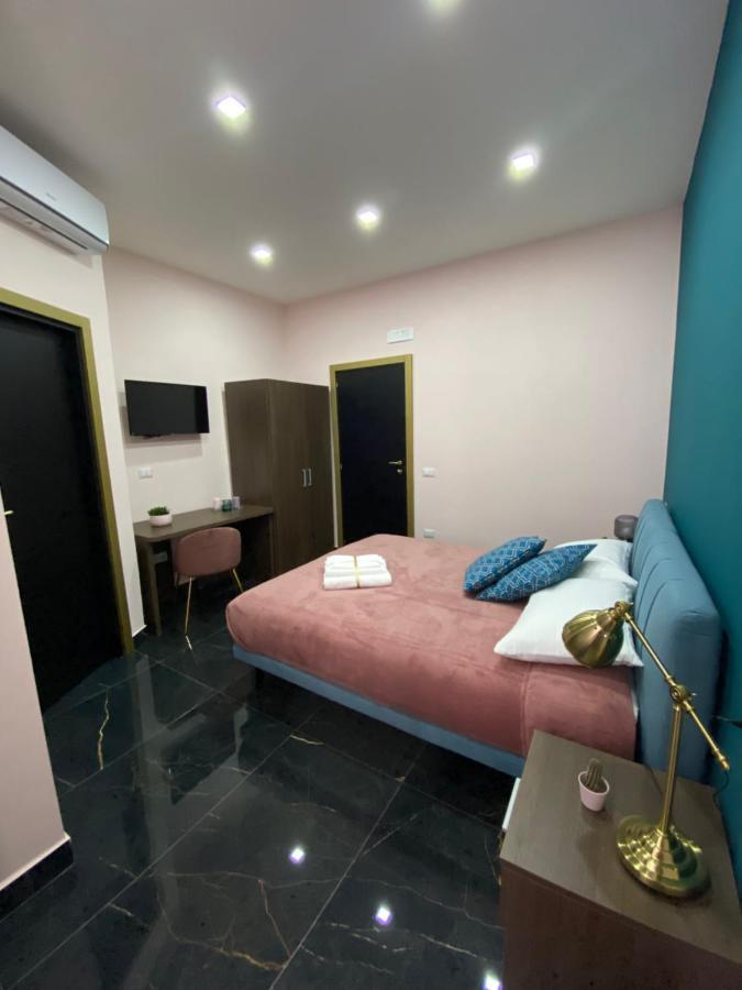 Katarios Suite Naples Luaran gambar